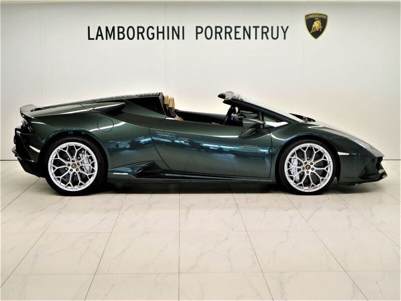 Gebraucht Lamborghini Huracán 640 PS (470 kW) 2022 Grün Cabrio