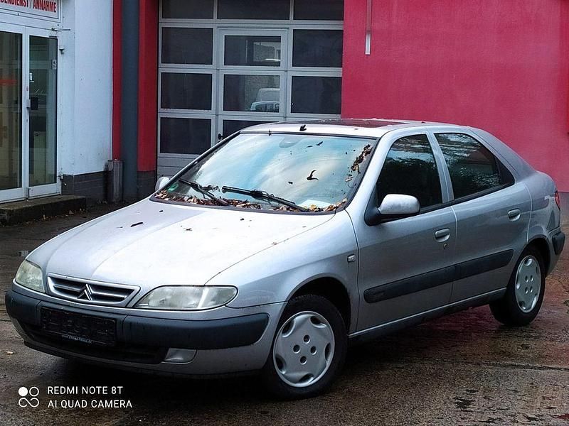 Silber Gebraucht 2000 Citroën Xsara Limousine | 800 € (Superpreis) - Bild 1/4