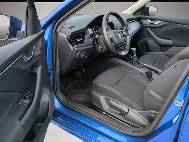 Gebraucht Skoda Kamiq 110 PS (80 kW) 2022 Blau SUV