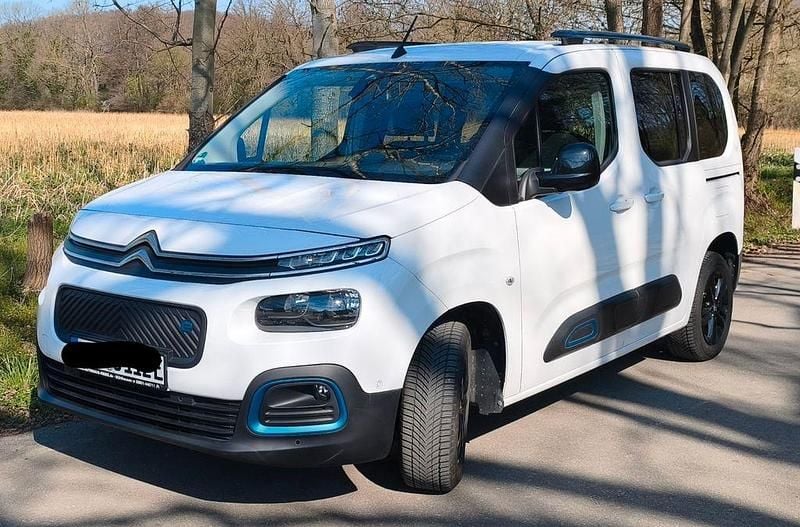 Gebraucht Citroën e-Berlingo Shine 100 kW (136 PS) 2023 Weiß Van / Kleinbus