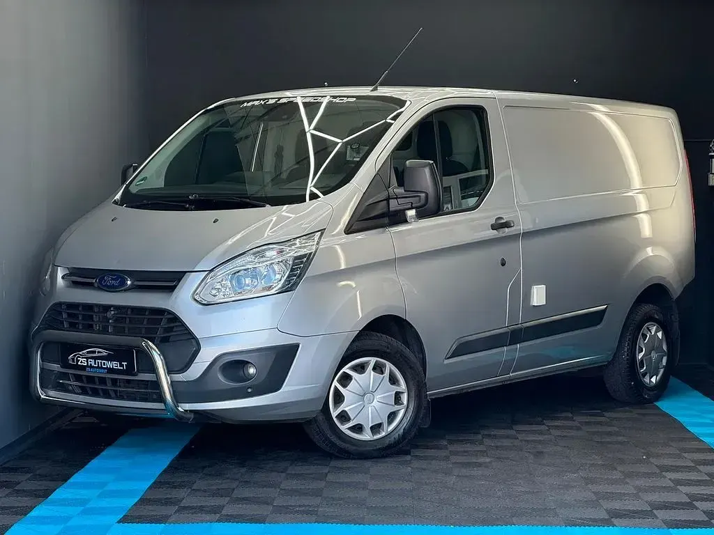 Gebraucht Ford Transit Custom Trend 131 PS (96 kW) 2017 Silber Van / Kleinbus