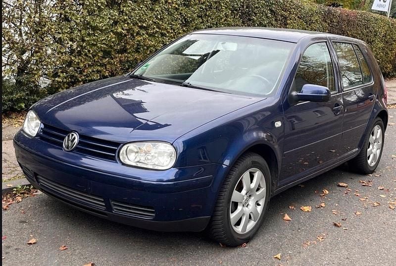 Blau Gebraucht 2003 VW Golf IV Pacific Kleinwagen | 950 € (Superpreis) - Bild 1/4