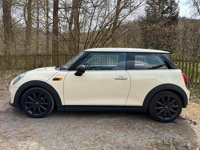 Usado Mini Cooper 102 HP (75 kW) 2018 Bege Citadino