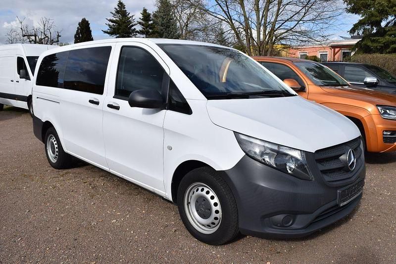Second-hand Mercedes Vito 163 CP (119 kW) 2019 Alb Van