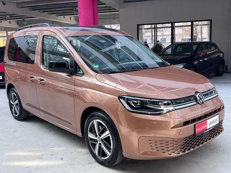 Gebraucht VW Caddy Move 122 PS (89 kW) 2021 Copper bronze metallic Van / Kleinbus