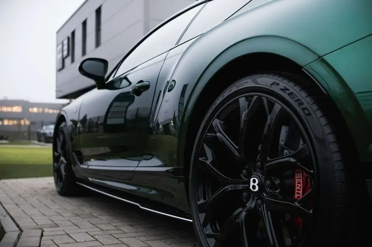 Gebraucht Bentley Continental GT 659 PS (484 kW) 2023 Verdant Coupé