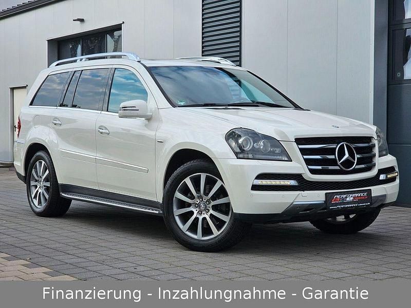 Weiß Gebraucht 2012 Mercedes GL500 Edition SUV | 26.990 € (Etwas zu teuer) - Bild 1/4