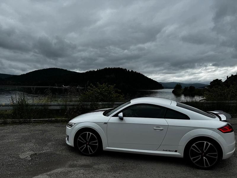 Second-hand Audi TT 230 CP (169 kW) 2015 Alb Coupe