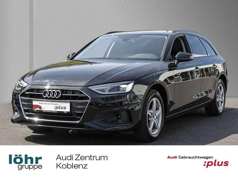 Brillantschwarz Gebraucht 2022 Audi A4 Business Kombi | 25.580 € (Guter Preis) - Bild 1/4
