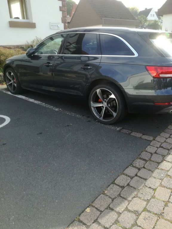 Gebraucht Audi A4 Sport 190 PS (139 kW) 2017 Grau Kombi