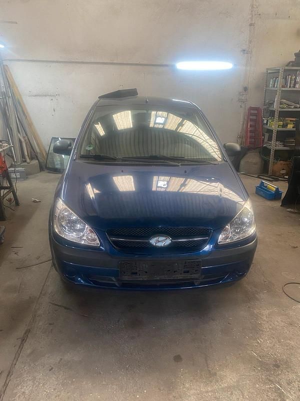 Blau Gebraucht 2007 Hyundai Getz Kleinwagen | 1.499 € (Superpreis) - Bild 1/4