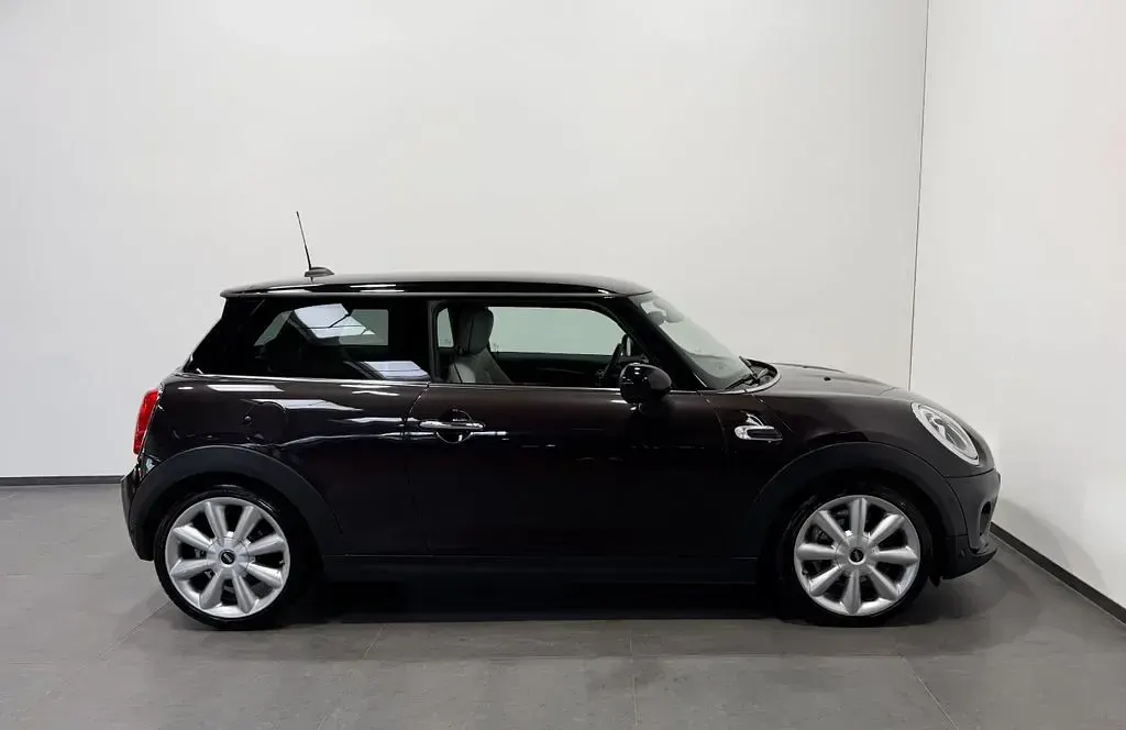 Gebraucht Mini Cooper 136 PS (100 kW) 2014 Schwarz Kleinwagen