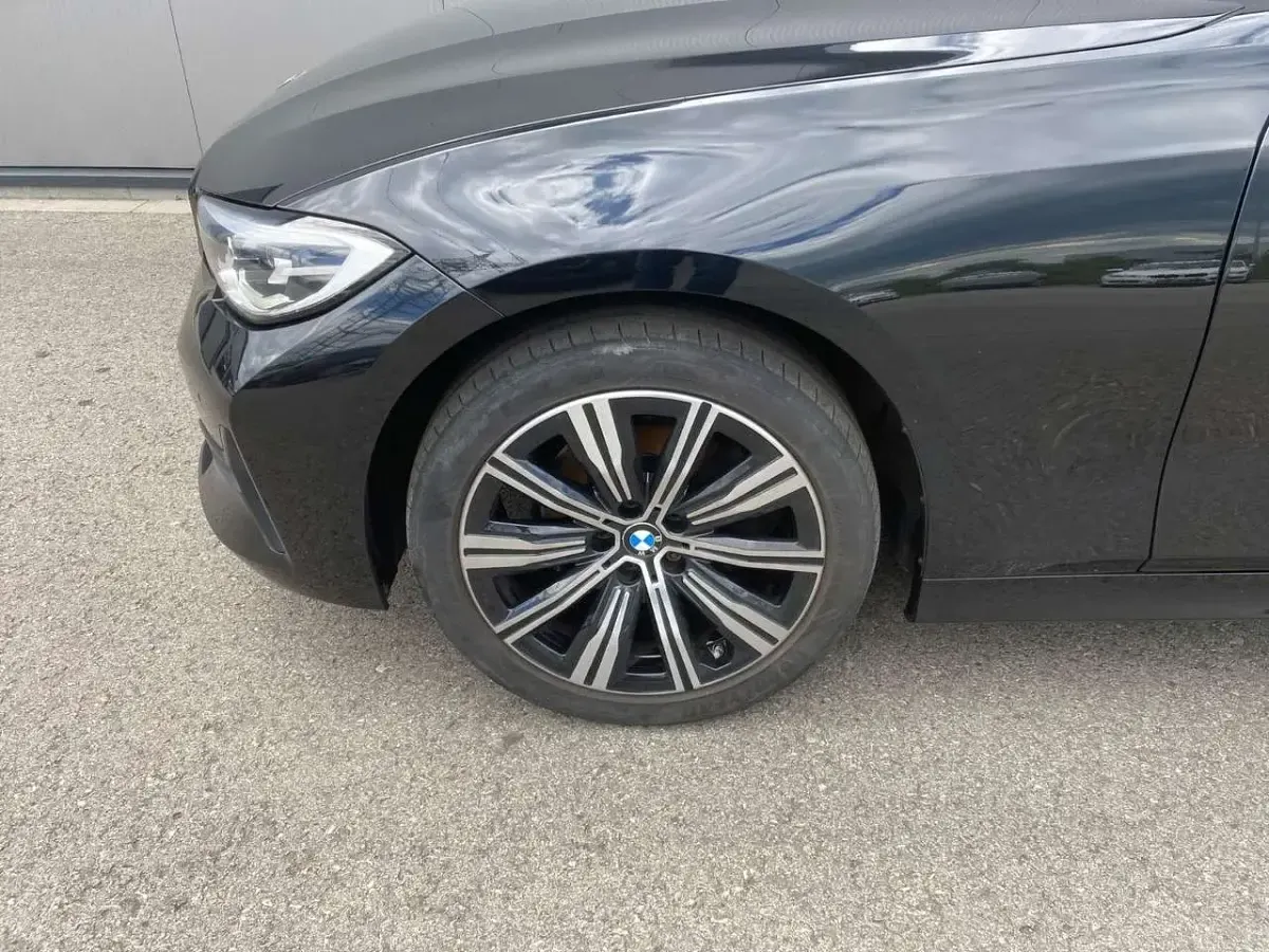 Gebraucht BMW 320 190 PS (139 kW) 2020 Black sapphie metallic Kombi