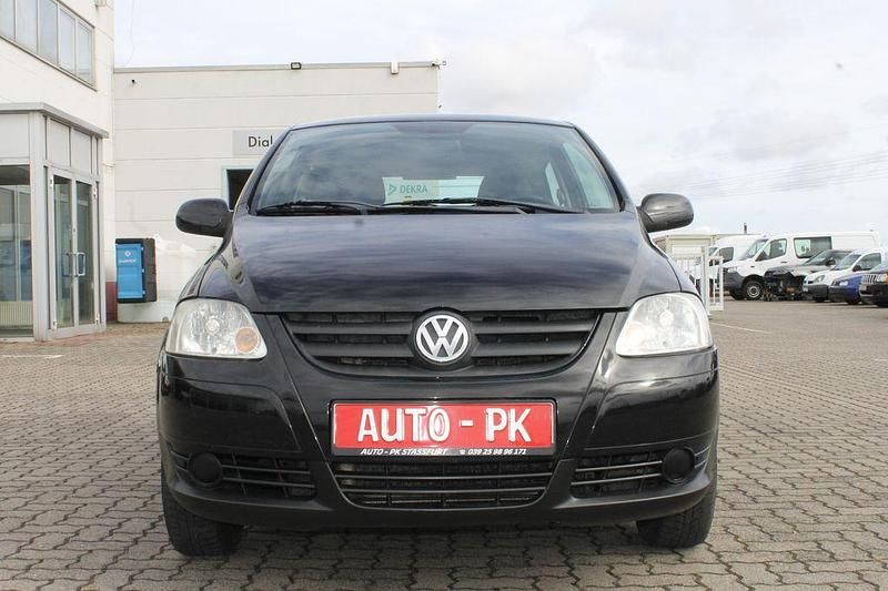 Schwarz Gebraucht 2008 VW Fox Kleinwagen | 2.950 € - Bild 1/4