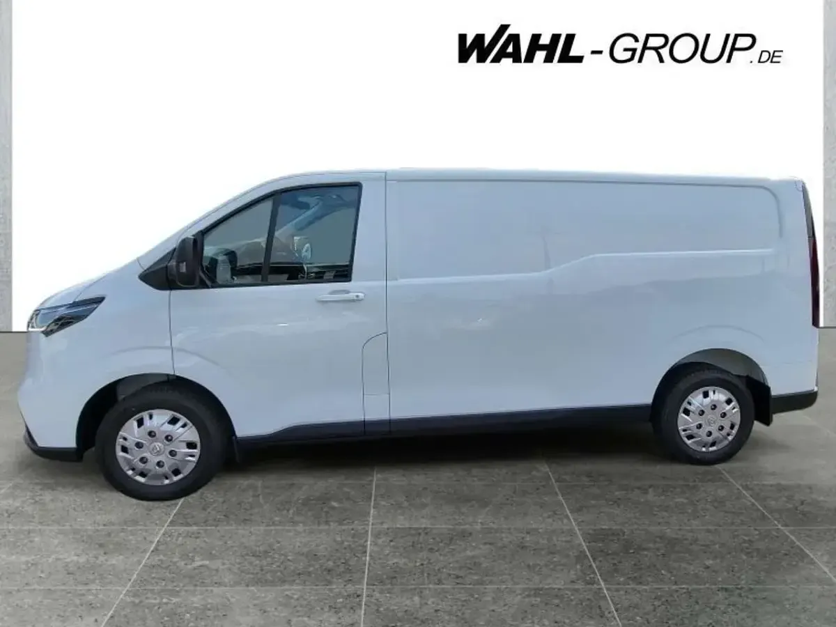 Neu Maxus V70 147 PS (108 kW) 2026 Warm white Van