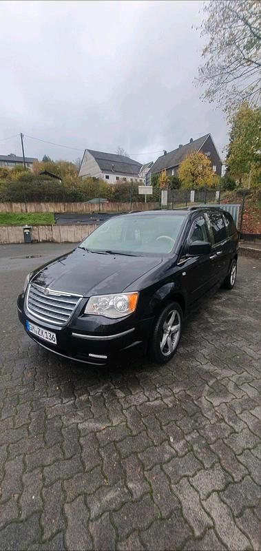 Gebraucht Chrysler Grand Voyager 163 PS (119 kW) 2011 Schwarz Van / Kleinbus