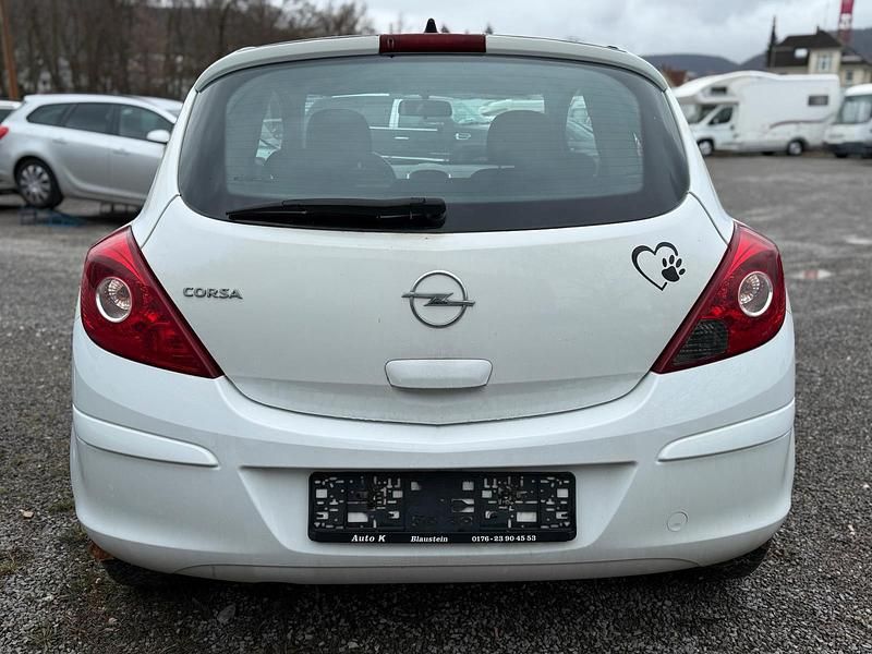 Gebraucht Opel Corsa 80 PS (58 kW) 2009 Weiß Kleinwagen