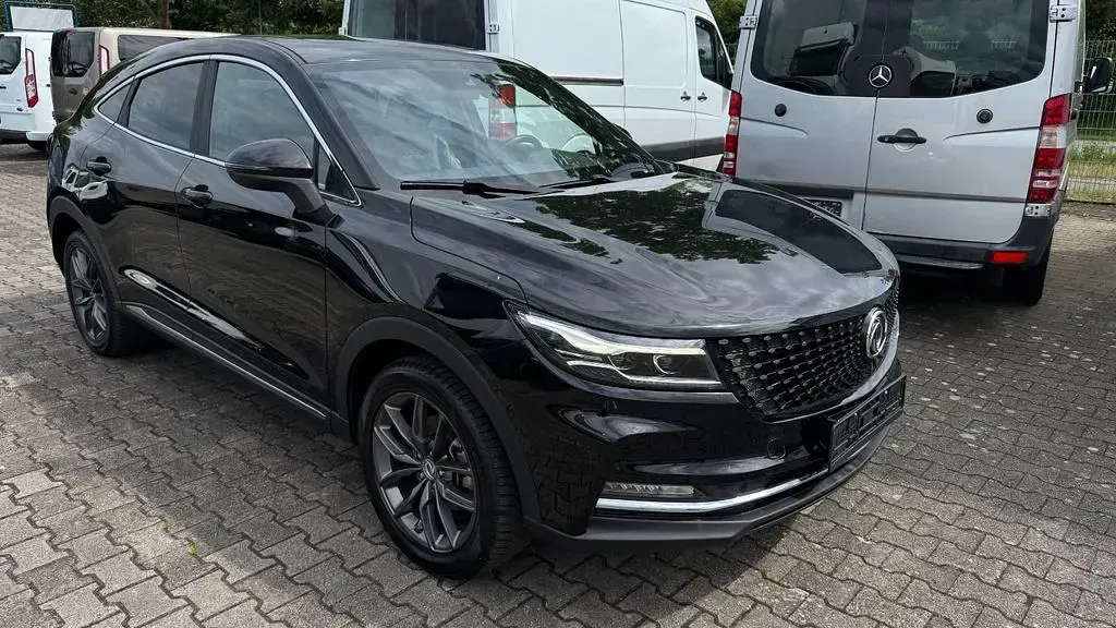 Gebraucht DFSK Fengon 137 PS (100 kW) 2021 Schwarz Limousine