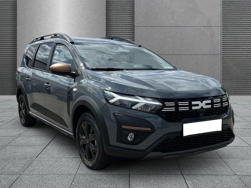 Schiefergrau Neu 2025 Dacia Jogger Extreme Kombi | 22.640 € (Fairer Preis) - Bild 1/4