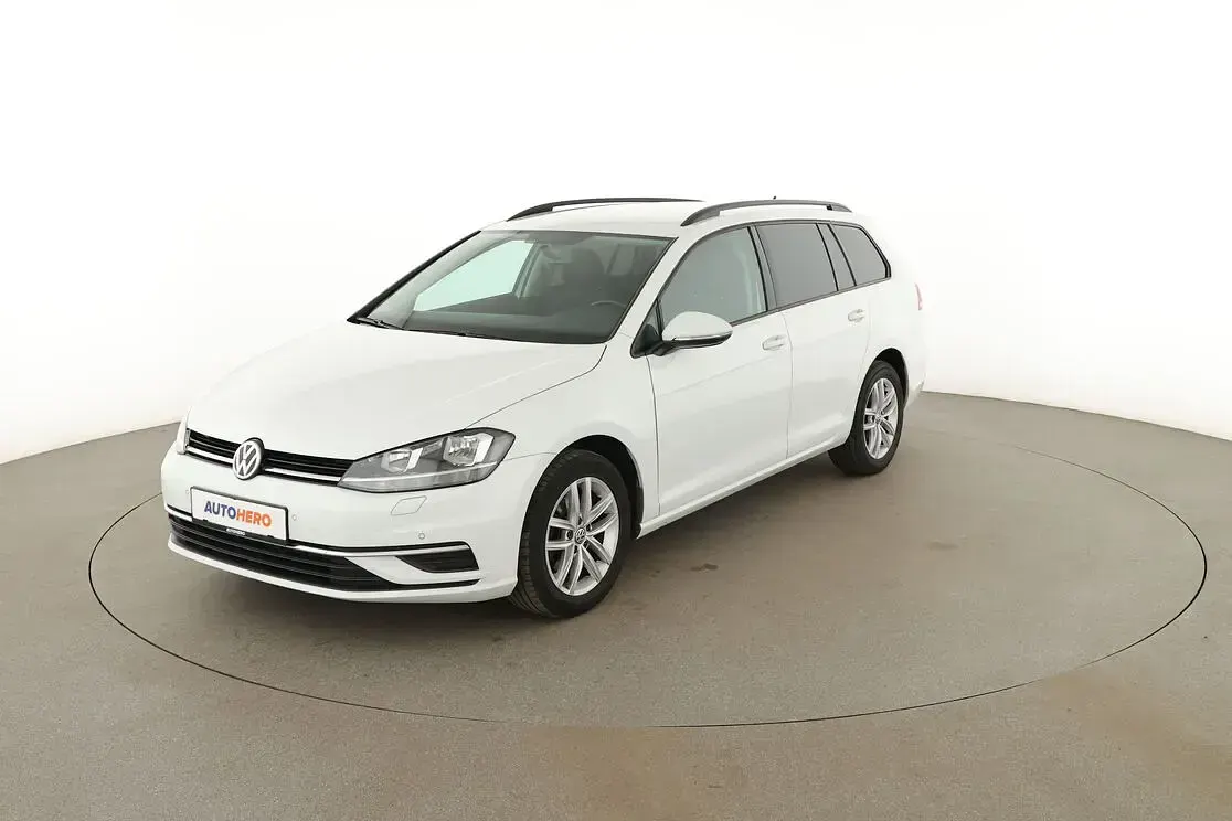 Gebraucht VW Golf VII Comfortline 110 PS (80 kW) 2018 Kombi