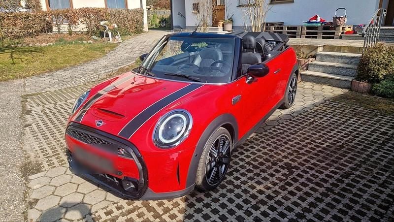 Gebraucht Mini Cooper S Cabriolet 178 PS (130 kW) 2021 Rot Cabrio