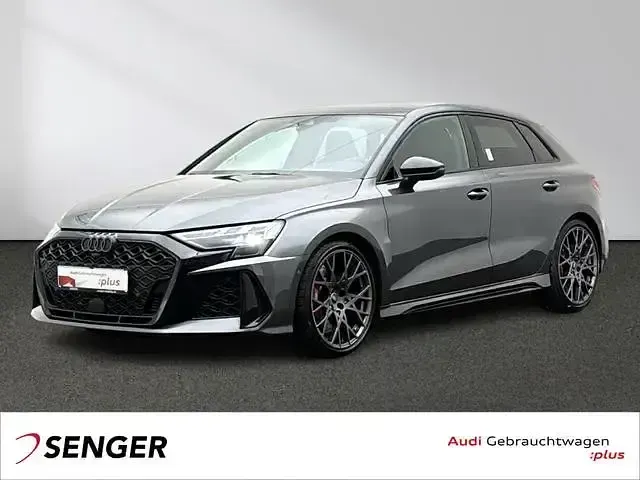 Gebraucht Audi RS3 Sportback Ambiente 400 PS (294 kW) 2025 Kleinwagen