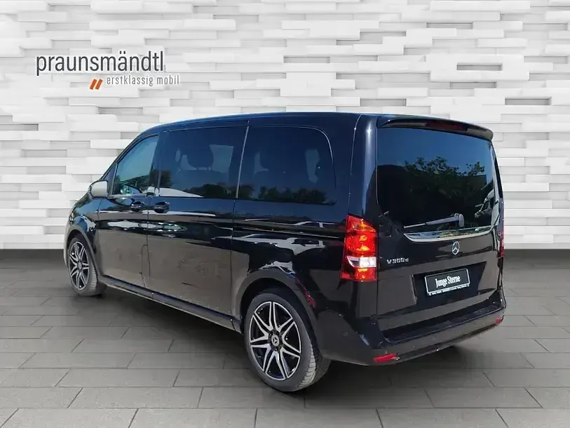 Gebraucht Mercedes V300 AMG 237 PS (174 kW) 2023 Schwarz Van / Kleinbus
