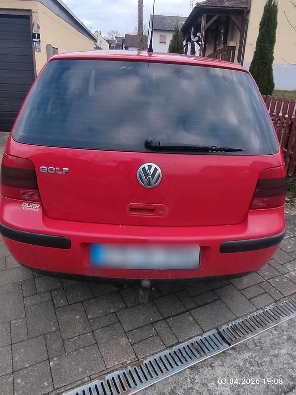Gebraucht VW Golf IV 75 PS (55 kW) 2002 Rot Kleinwagen