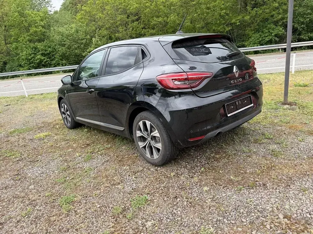 Gebraucht Renault Clio V Evolution 91 PS (66 kW) 2023 Schwarz Limousine