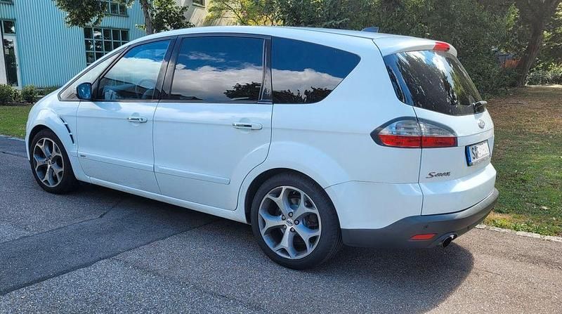Weiß Gebraucht 2008 Ford S-MAX Titanium Van / Kleinbus | 5.000 € (Etwas zu teuer) - Bild 1/4