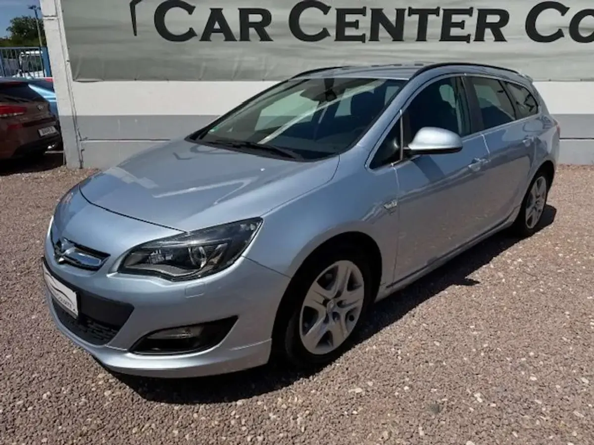 Gebraucht Opel Astra Energy 136 PS (100 kW) 2014 Blau Kombi