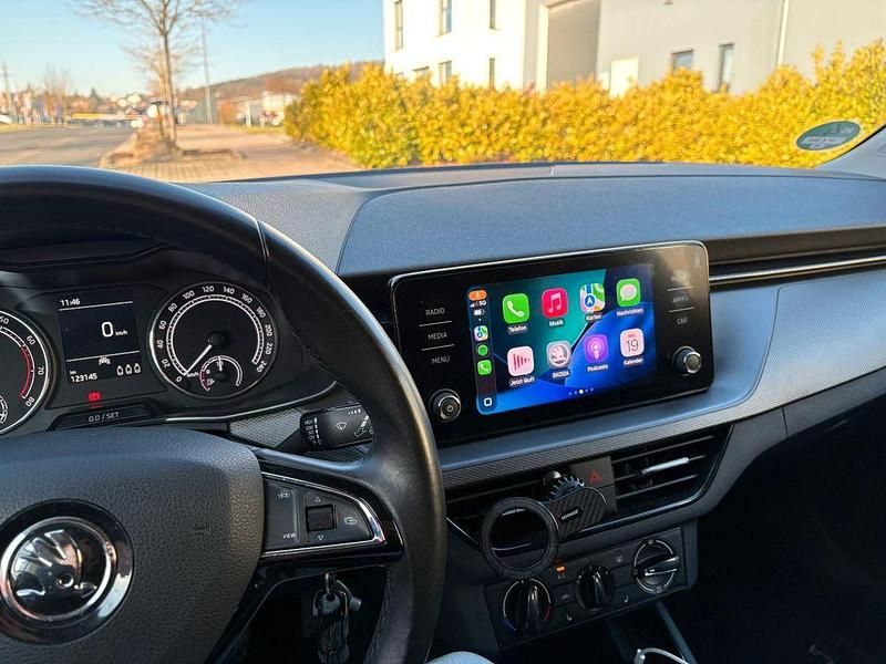 Gebraucht Skoda Scala 90 PS (66 kW) 2020 Weiß Kleinwagen