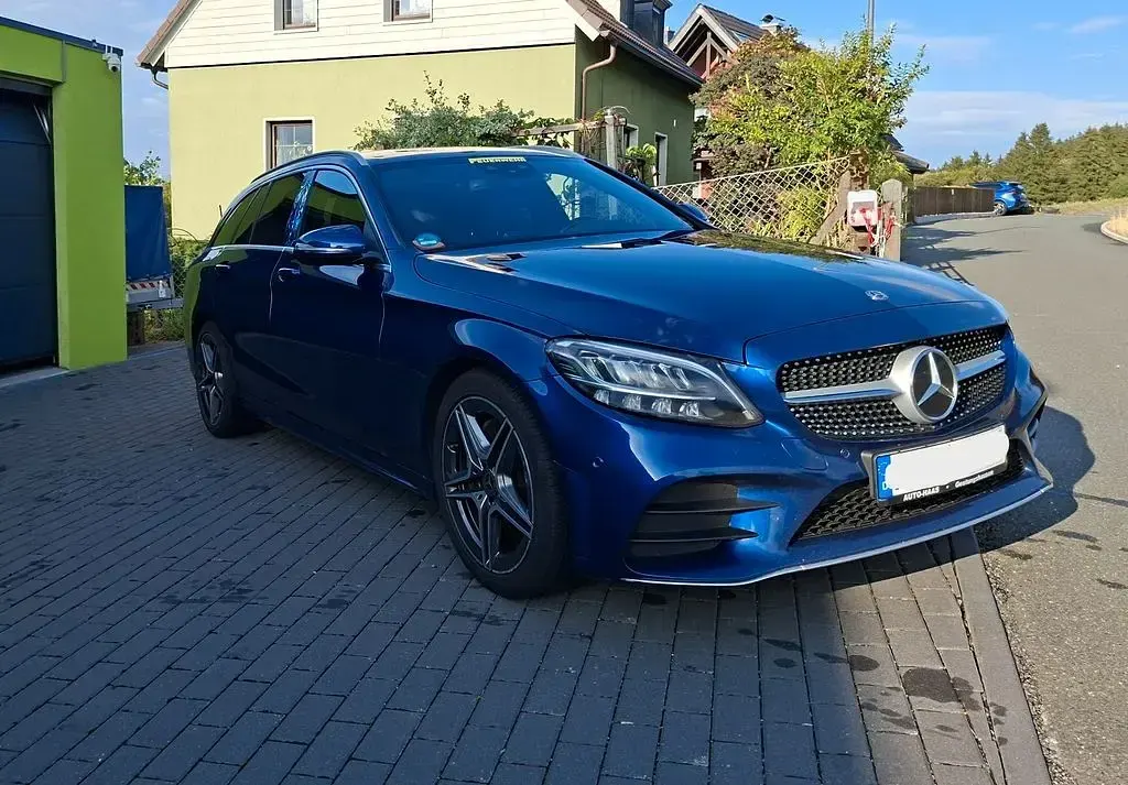 Gebraucht Mercedes C180 AMG 122 PS (89 kW) 2020 Blau Limousine