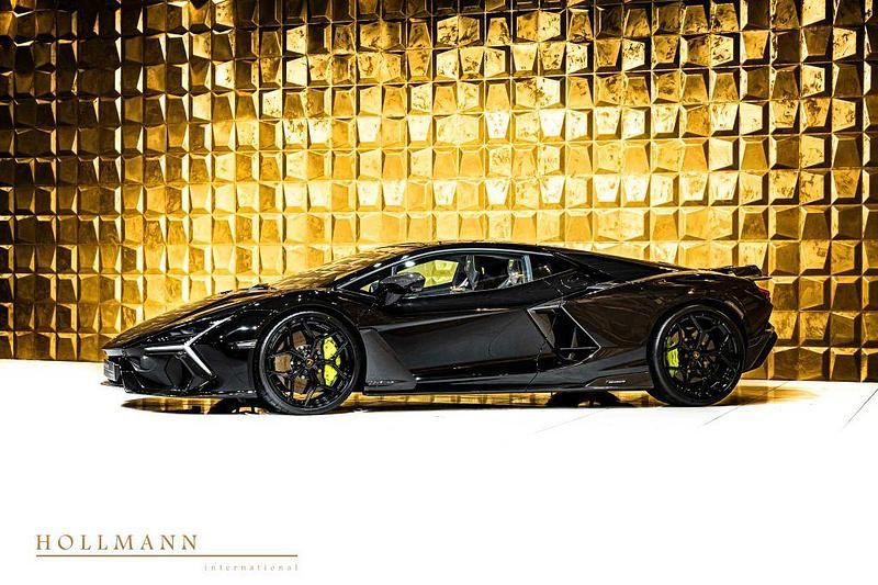 Neu Lamborghini Revuelto 1016 PS (747 kW) 2026 Schwarz Coupé