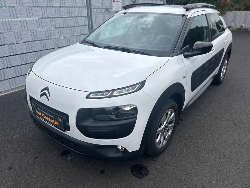 Weiß Gebraucht 2016 Citroën C4 Cactus Feel Kleinwagen | 10.599 € (Fairer Preis) - Bild 1/4