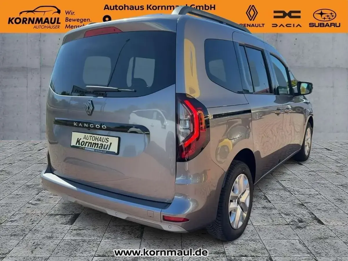 Neu Renault Kangoo Techno 131 PS (96 kW) 2025 Stahlgrau Van / Kleinbus