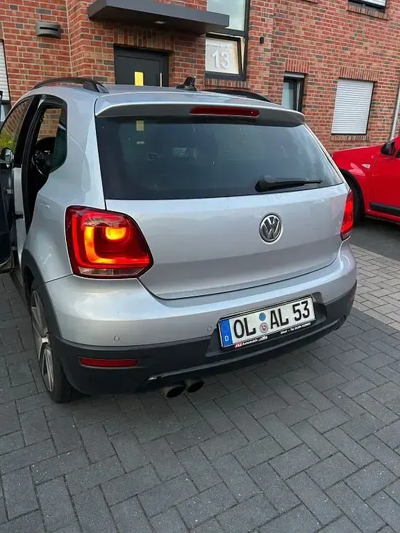 Gebraucht VW Polo Cross 105 PS (77 kW) 2010 Silber Kleinwagen