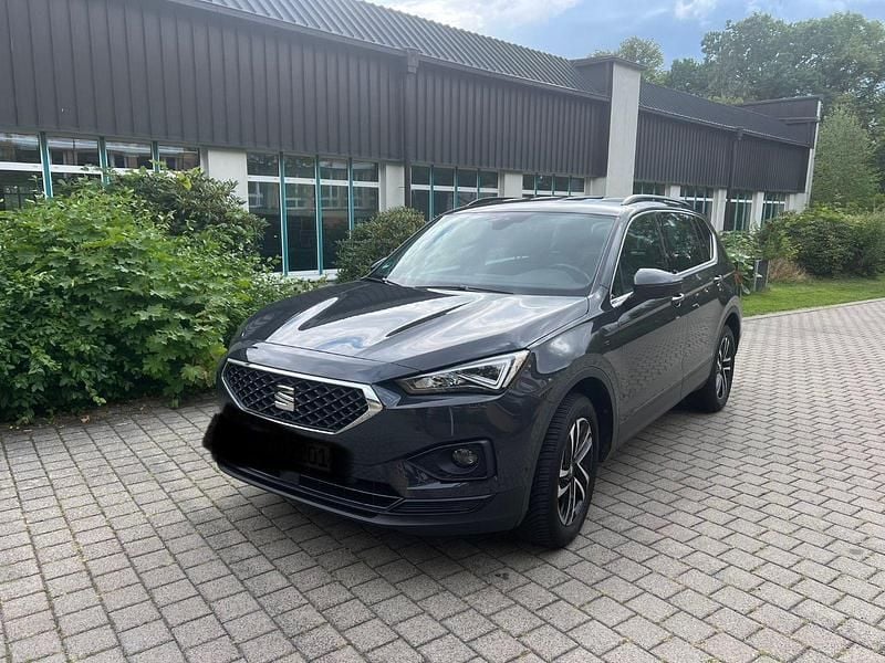 Grau Gebraucht 2020 Seat Tarraco FR SUV | 25.499 € (Guter Preis) - Bild 1/4