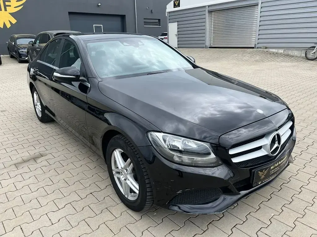 Second-hand Mercedes C220 170 CP (125 kW) 2014 Negru Berlinǎ