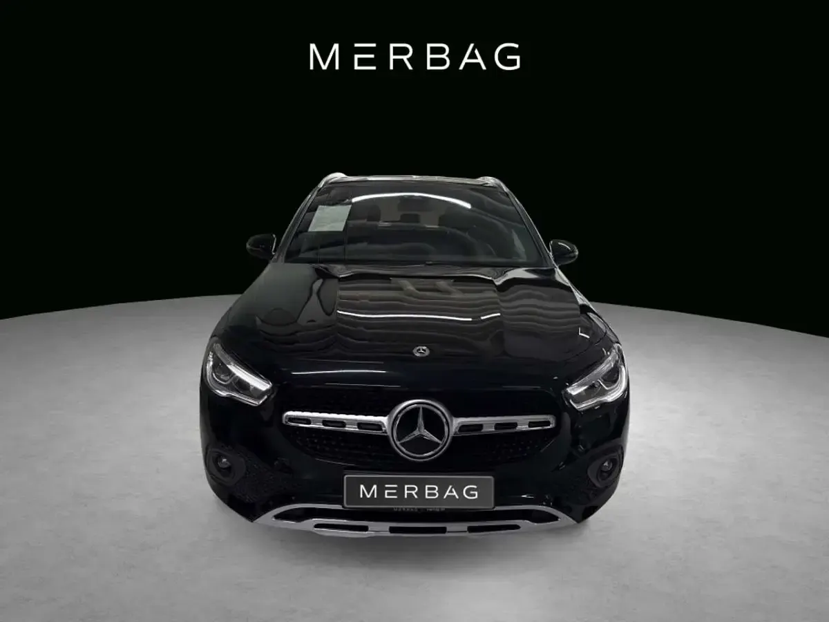 Gebraucht Mercedes GLA250 Progressive 218 PS (160 kW) 2021 Schwarz SUV