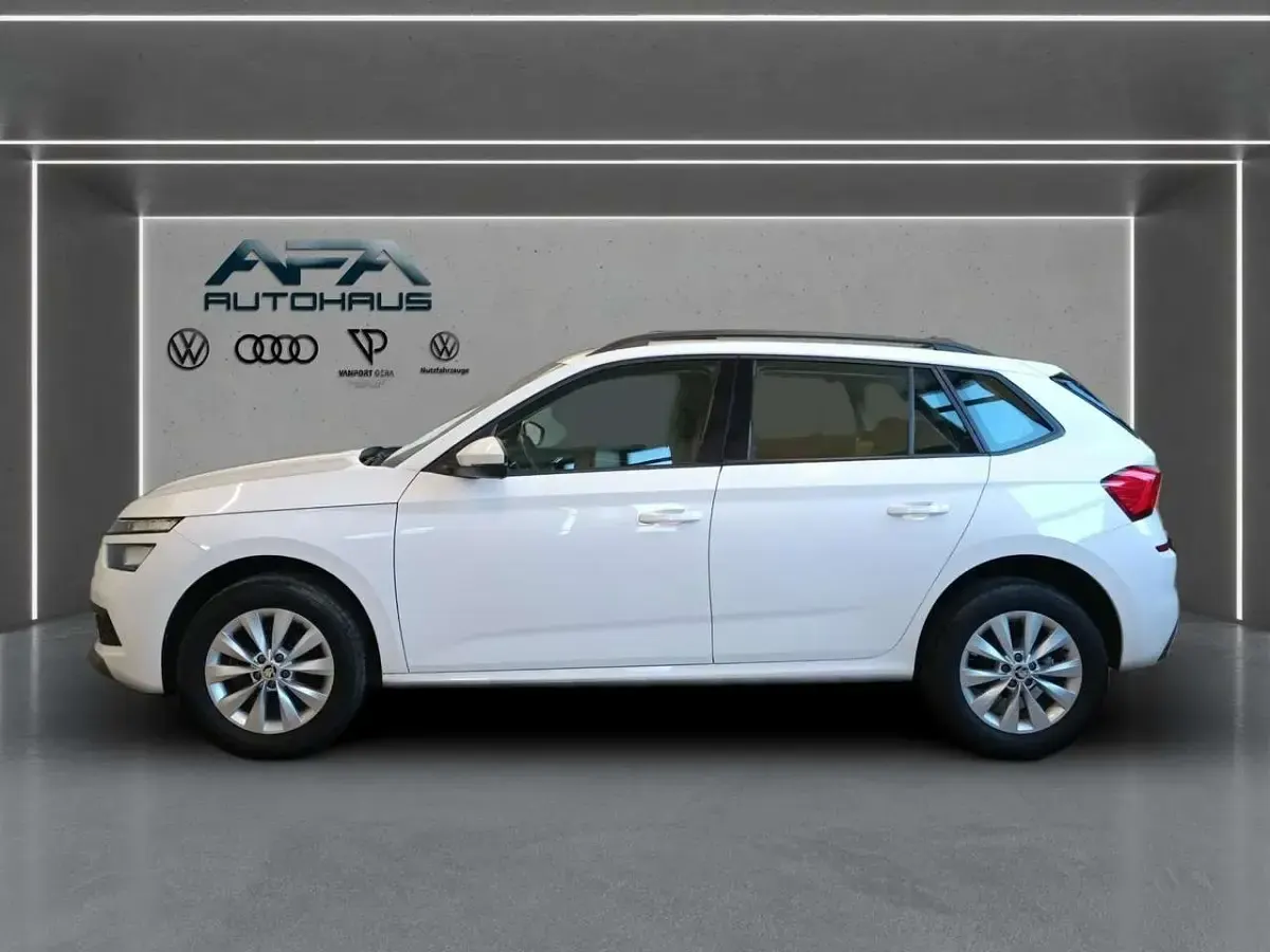 Gebraucht Skoda Kamiq Ambition 150 PS (110 kW) 2022 Weiß SUV