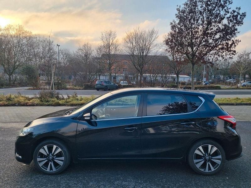 Gebraucht Nissan Pulsar 116 PS (85 kW) 2018 Schwarz Limousine