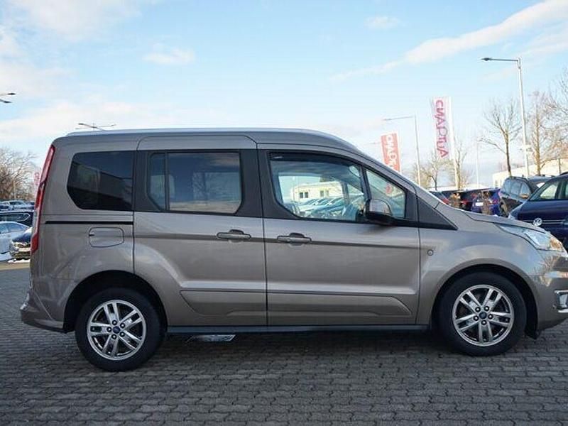 Gebraucht Ford Tourneo 2019 Silber Van / Kleinbus