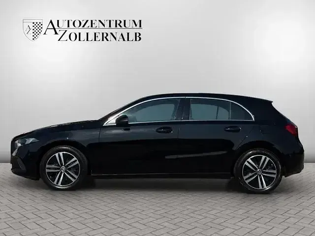 Gebraucht Mercedes A250 Progressive 160 PS (117 kW) 2021 Schwarz Limousine