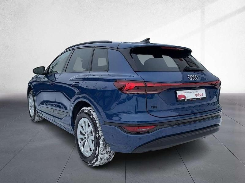 Gebraucht Audi Q6 e-tron Performance 185 kW (252 PS) 2025 Blau SUV