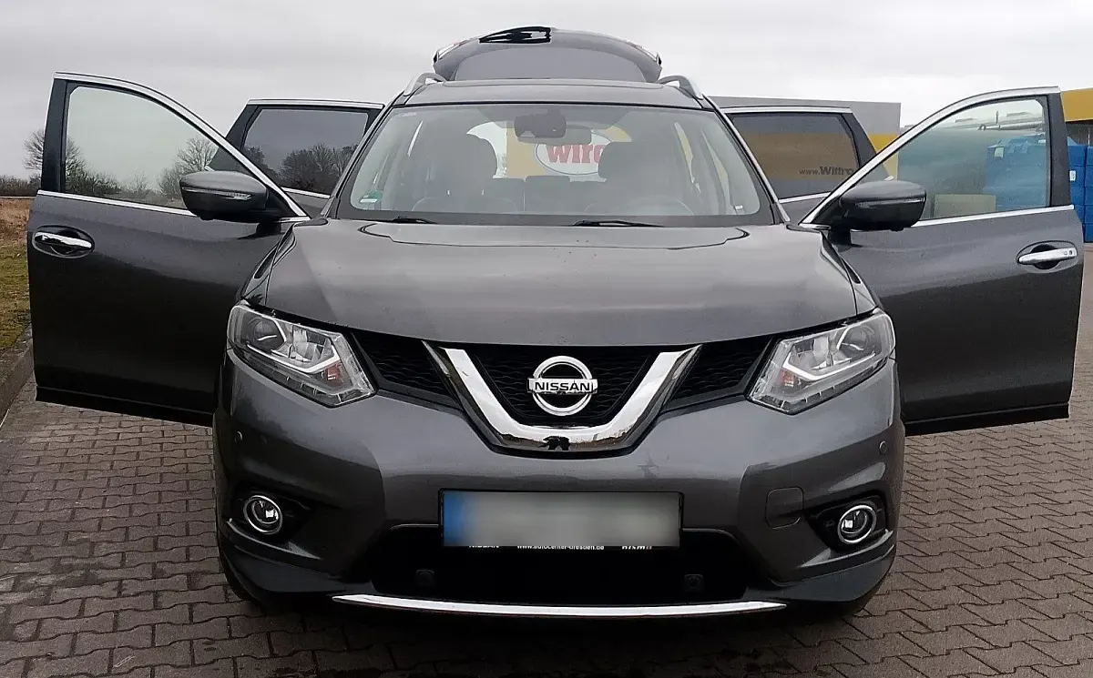 Gebraucht Nissan X-Trail Tekna 131 PS (96 kW) 2017 Grau SUV