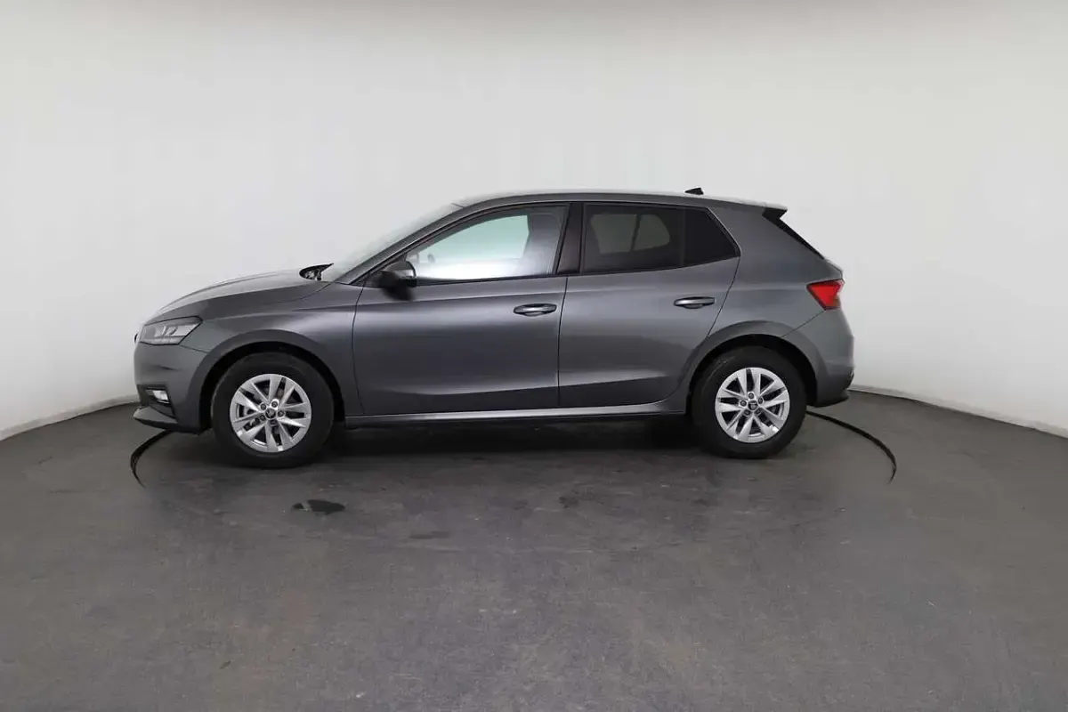 Neu Skoda Fabia Easy 95 PS (69 kW) 2026 Grau Kleinwagen