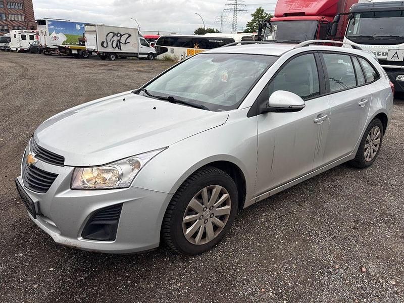 Gebraucht Chevrolet Cruze LS 124 PS (91 kW) 2014 Silber Kombi
