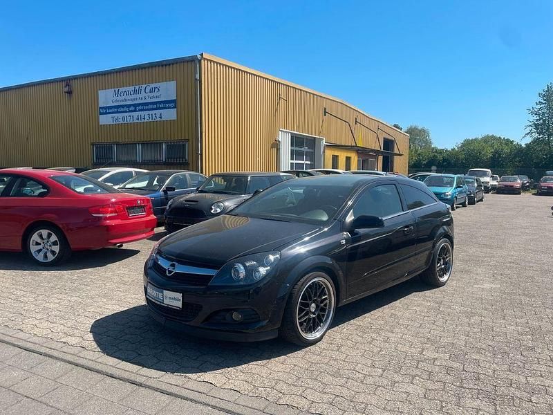 Gebraucht Opel Astra GTC Cosmo 116 PS (85 kW) 2008 Schwarz Coupé