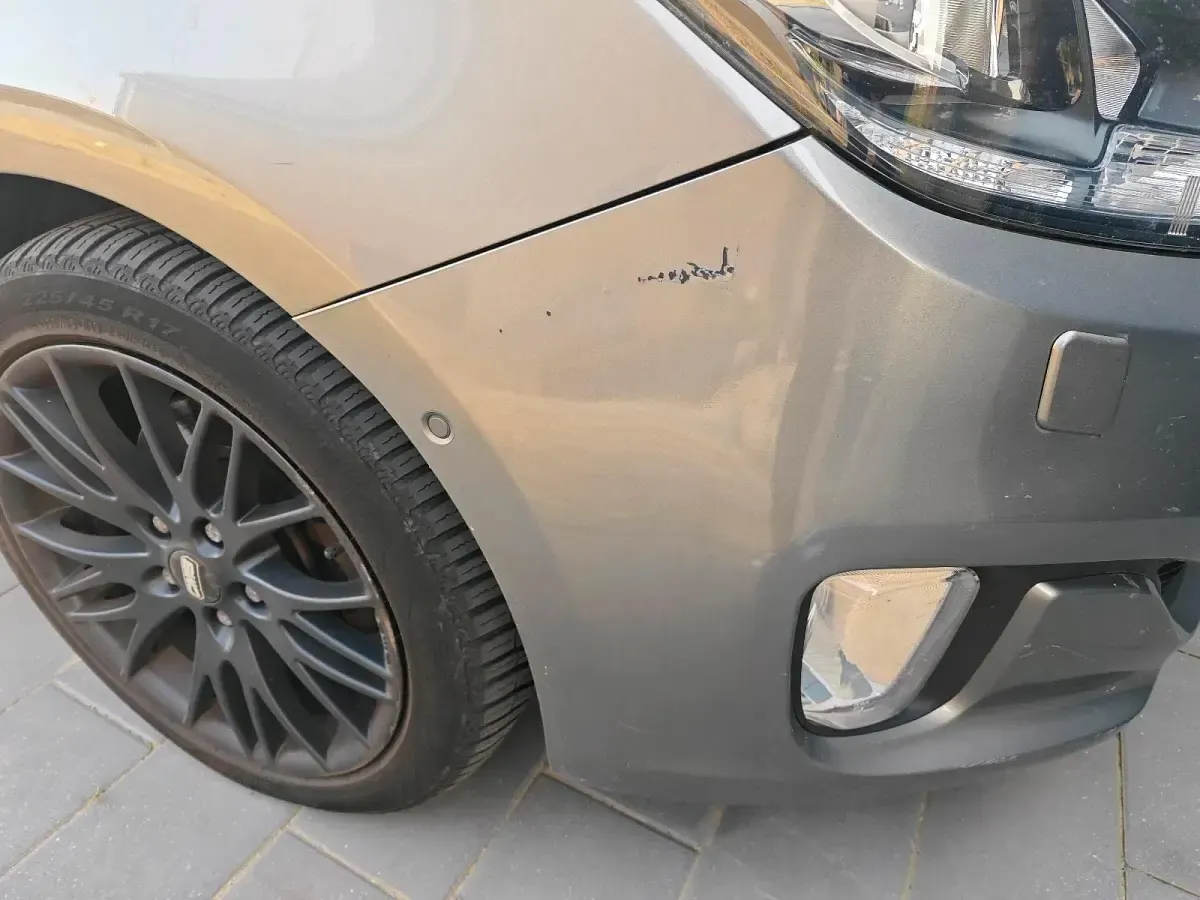 Gebraucht Kia Carens 2013 Grau Van / Kleinbus